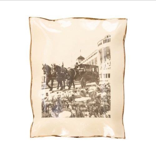 Goldie - Grand Hotel Horse and Carriage Tray